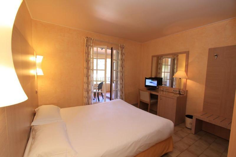 Eden Park Hotel Serriera  Ngoại thất bức ảnh